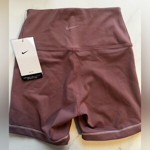 NWT Nike Women's High-Waist 5" Biker Shorts in Mauve